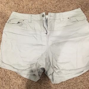 Forever 21 plus size- green/ gray jean shorts